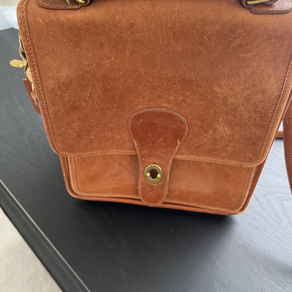 Vintage Coach Bag in British Tan